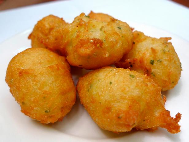 conch fritters, Key Largo Conch House, Florida