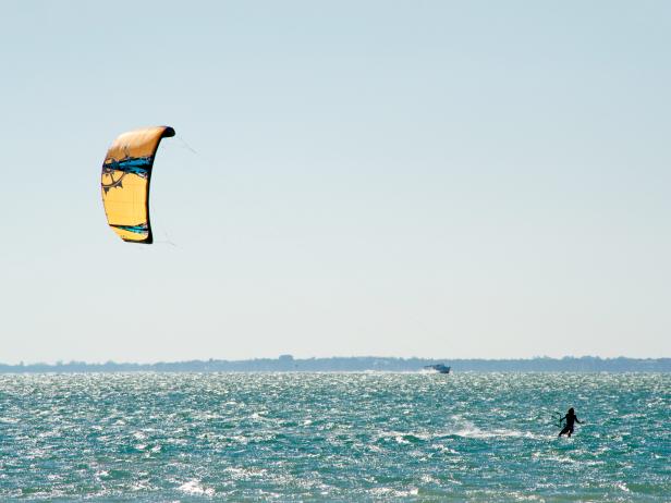 kitesurfing, Key Biscayne, Florida