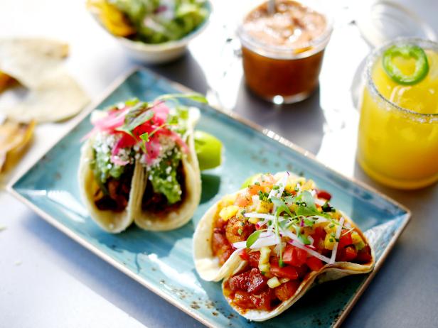 mexican street tacos, drinks, salt rim,