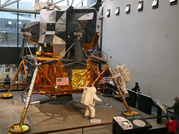 Smithsonian Insitute Air and Space Museum Apollo Exhibit