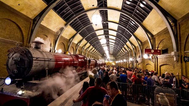 The Wizarding World of Harry Potter : Family : Travel Channel