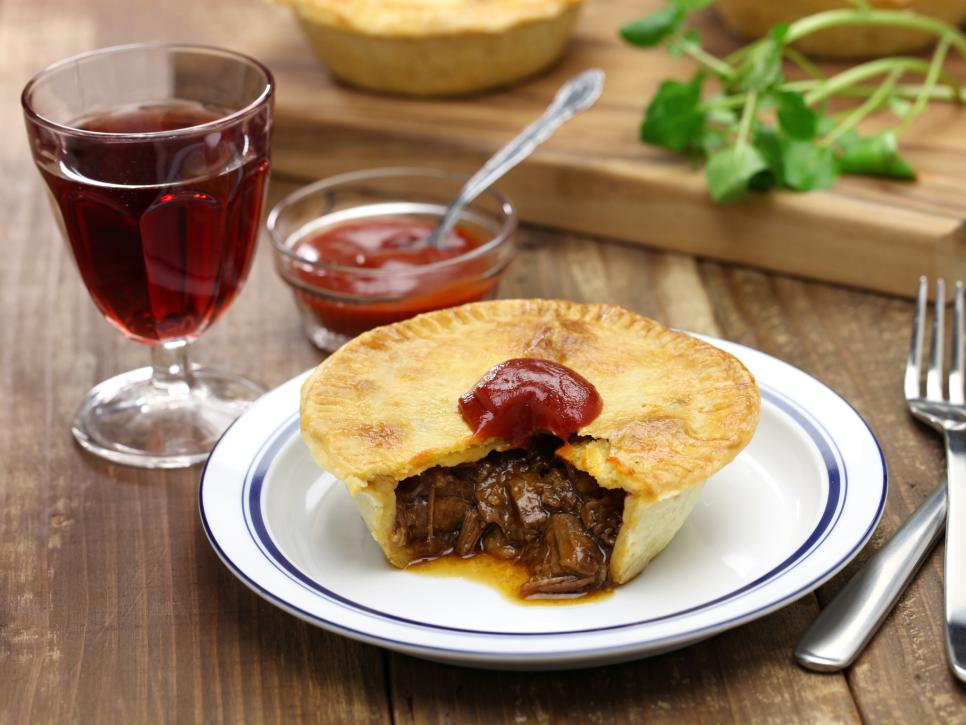 Australia: Meat Pie