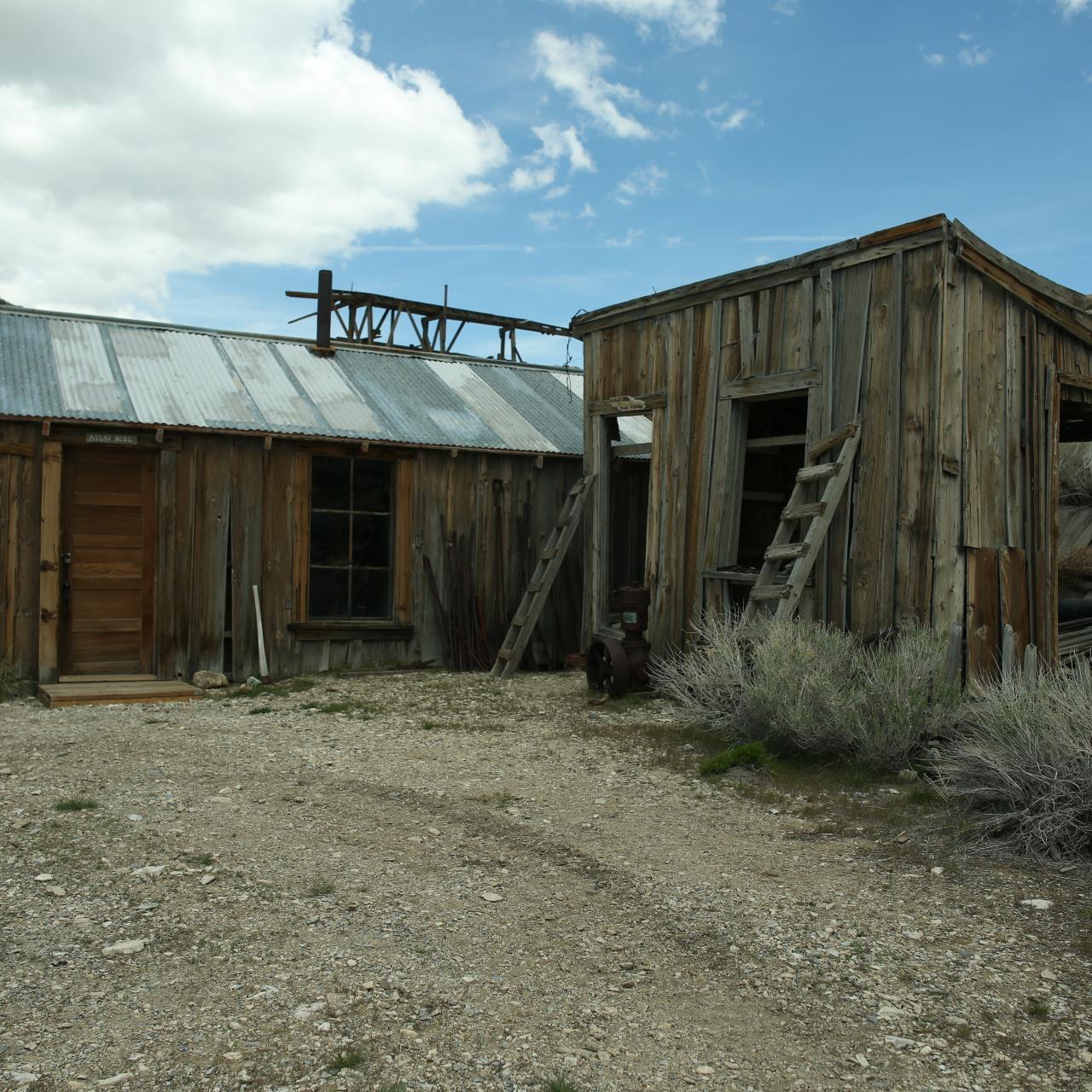 They Bought a Ghost Town for $1.4 Million. Now They Want to Revive It. -  The New York Times