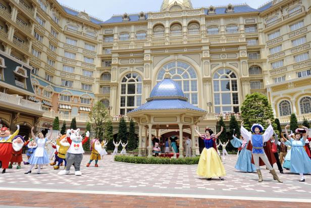 Tokyo Disneyland Hotels