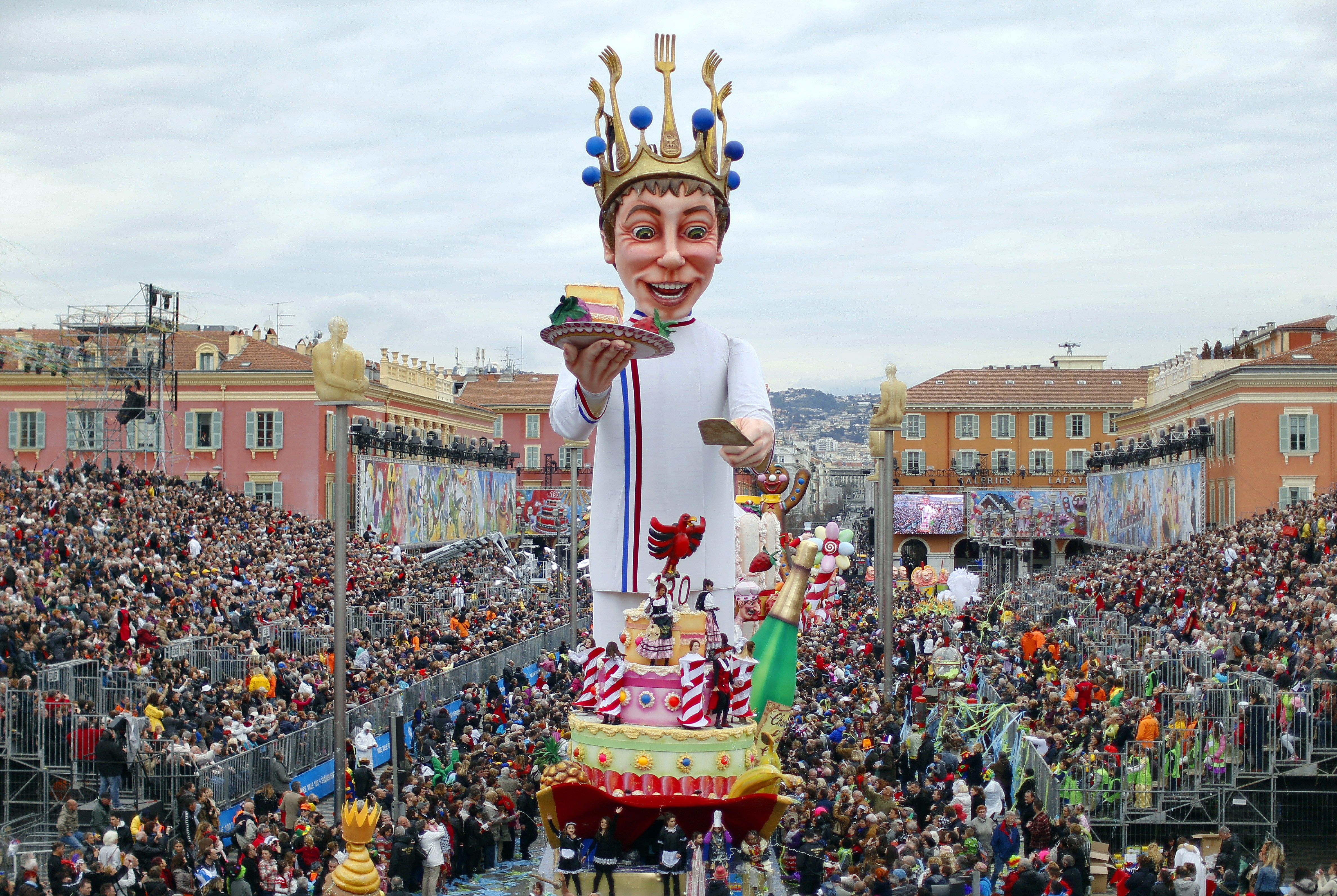 Madrid festival. Карнавал Марди гра. Mardi gras Франция. Mardi gras карнавал. Карнавал в Ницце – Carnaval de nice Франция.