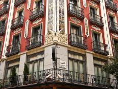 The Petit Palace Posada del Peine, the oldest hotel in Spain, circa 1610, Madrid, Spain. (Photo by: MyLoupe/UIG via Getty Images)
