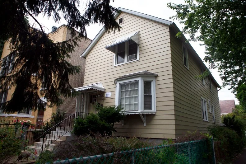 20 Childhood Homes of Popular Celebrities | HGTV