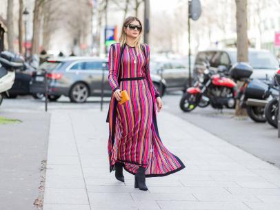 Foto de Paris, France - March 5, 2019: Street style - Chanel