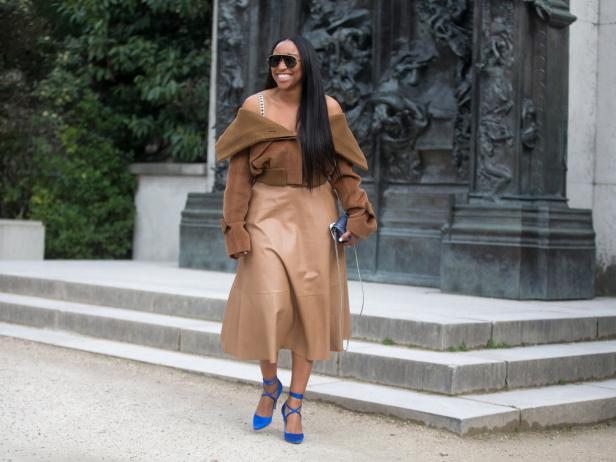 PARIS, FRANCE - MARCH 03: Shiona Turini  outside the Dior show on March 3, 2017 in Paris, France.  (Photo by Melodie Jeng/Getty Images)