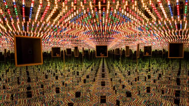 WASHINGTON, DC - FEBRUARY 21:
"Infinity Mirrored Room-Love Forever", part of the exhibit entitled "Yayoi Kusama: Infinite Mirrors" which is due to open this week on February, 21, 2017 in Washington, DC. 
(Photo by Bill O'Leary/The Washington Post via Getty Images)