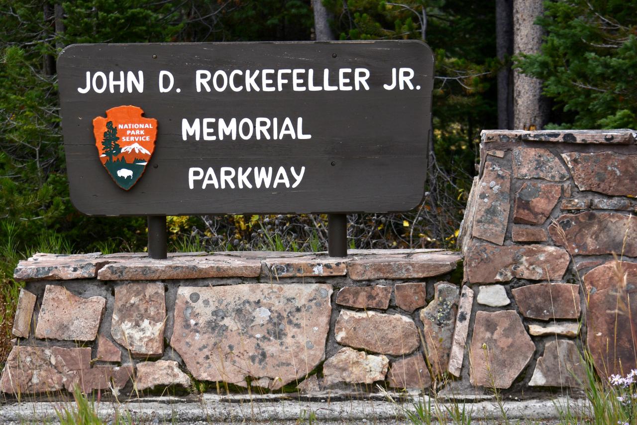 National Park Service: Biography (John D. Rockefeller, Jr.)