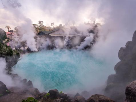 Must-Visit Geothermal Baths Around the World