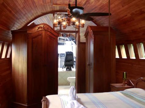 This Old Plane Is Actually a Luxury Vacation Rental