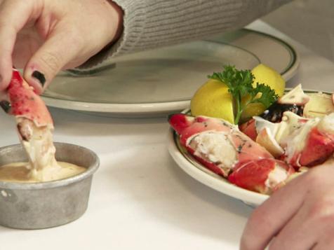 Crack Into Joe's Stone Crabs