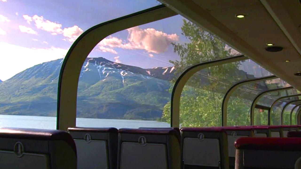 Tour Alaska by Train