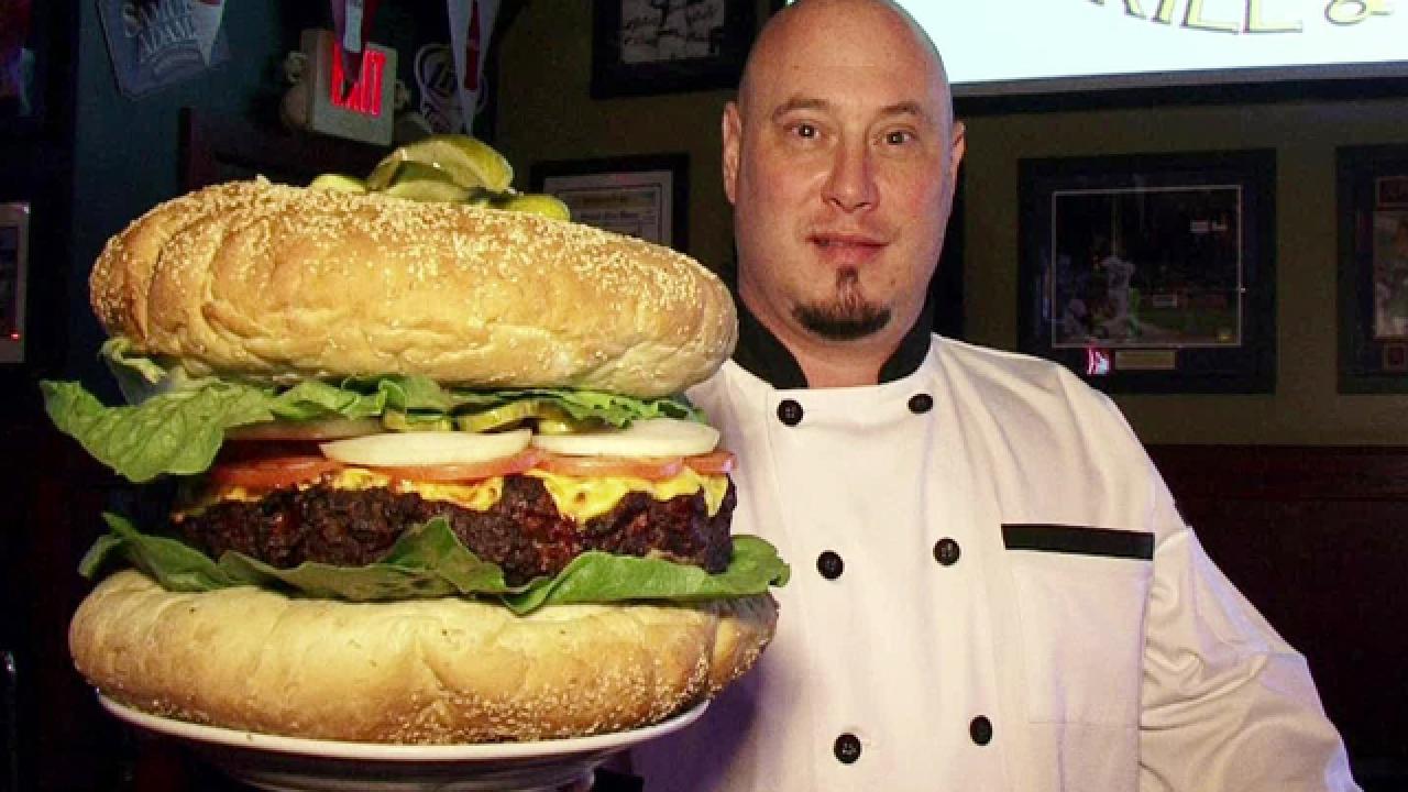 Michigan's 338-Pound Burger