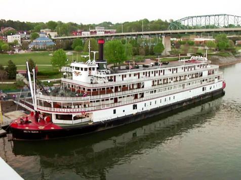 Delta Queen Riverboat Hotel