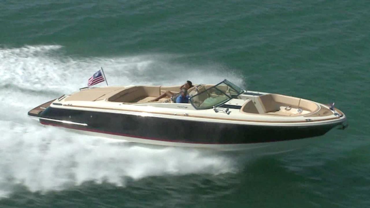 Chris-Craft's Launch 32 Boat
