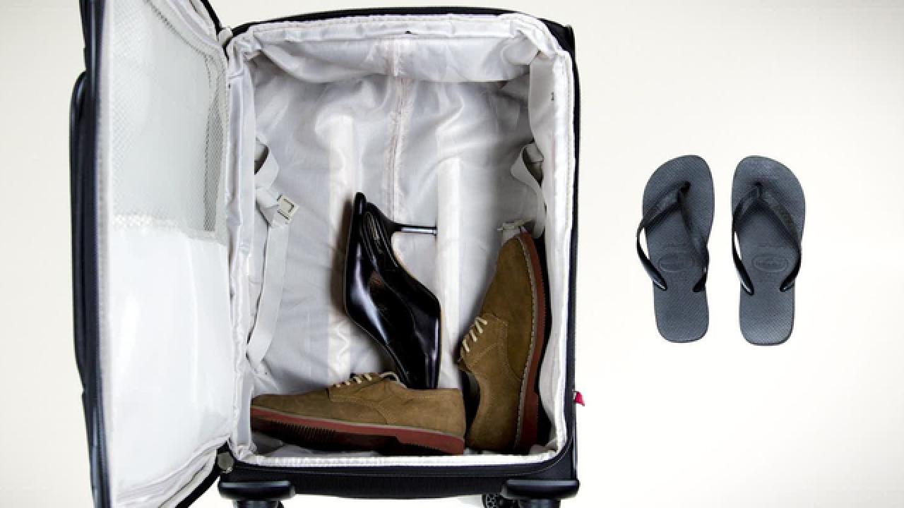 How to Pack Shoes