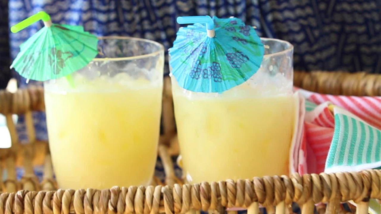 3 Drinks to Extend Your Vacation