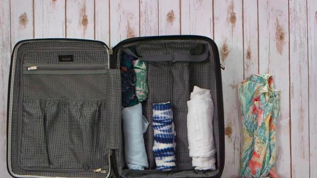 best way to pack suitcase for travel