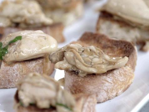 Recipe: Andrew Zimmern's Peppered Oysters